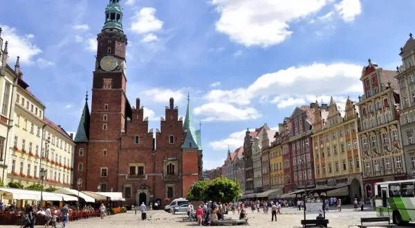 Odkryj Dolny Śląsk: Niezapomniane wycieczki z Wrocławia czekają!