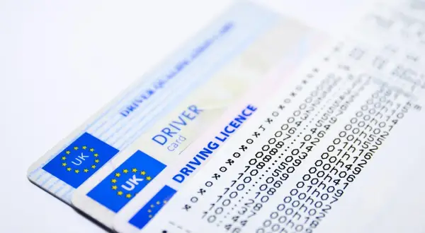 Co oznacza g2 na karcie kierowcy? Kluczowe informacje dla zawodowców