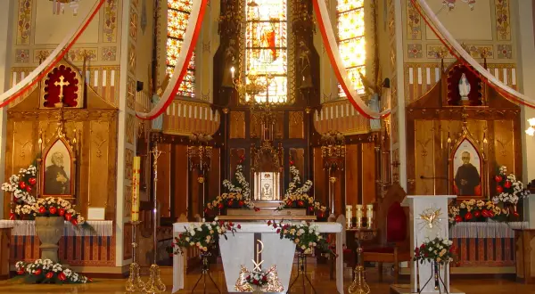 Sanktuarium Andrzeja Boboli w Strachocinie – historia i znaczenie