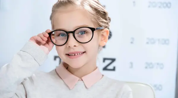 Czy wada wzroku u dziecka może się cofnąć? Sprawdź, co warto wiedzieć