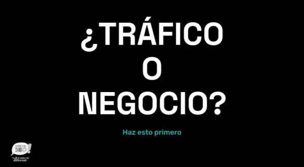 ¿Tráfico o negocio? La clave para el éxito. Logo de Lucía y el SEO.