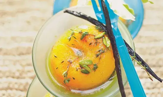 Sublimez la pêche : recettes de desserts et astuces pour l'été