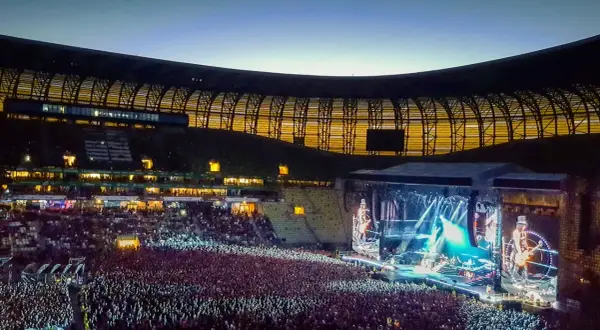 Ile trwa koncert Comy? Zaskakujące różnice w czasie trwania koncertów
