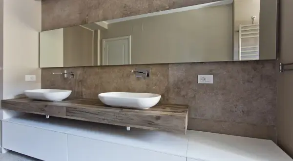 Jak zamontować blat łazienkowy? Poradnik DIY do perfekcyjnej instalacji