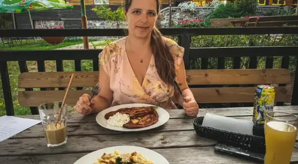 Gdzie zjeść w Nowej Rudzie? Odkryj najlepsze lokale gastronomiczne