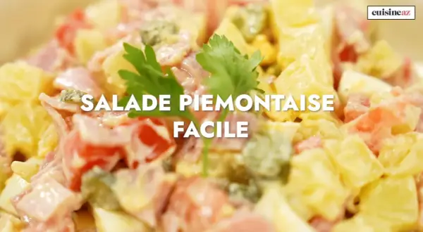 Une salade piémontaise facile et savoureuse, garnie de persil frais. La vraie recette pour un délice estival.