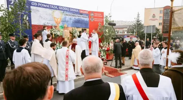 Dlaczego w Boże Ciało są 4 ołtarze? Symbolika i historia tradycji katolickiej
