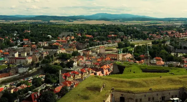 Kudowa-Zdrój atrakcje – odkryj ukryte skarby i niezapomniane miejsca