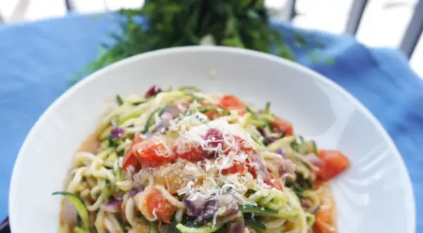 Domowy sos do spaghetti z cukinii: przepis na pyszne przetwory