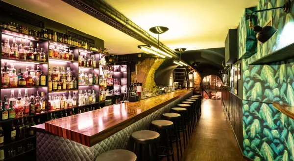 Enoteca Freiburg: Italienischer Genuss & Weinhandel | Ihr Erlebnis