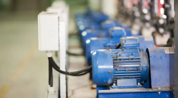 Jak sprawdzić silnik elektryczny miernikiem - uniknij kosztownych błędów