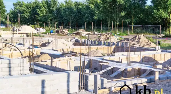 Ile kosztuje fundament pod dom? Uniknij ukrytych kosztów!