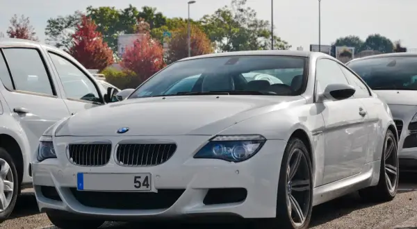 BMW E63 M6: Dane techniczne i osiągi sportowego coupé