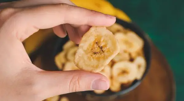 Banan na odchudzanie: Czy tuczy? Jak jeść i chudnąć!