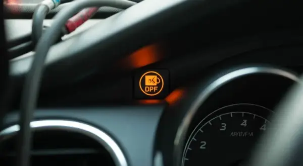 Jak wymusić wypalanie DPF Ford - proste metody i porady na problemy