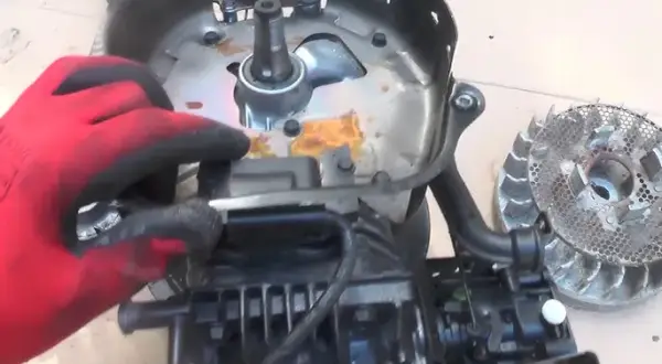 Jak ustawić rozrząd w kosiarce Briggs&Stratton, aby uniknąć awarii