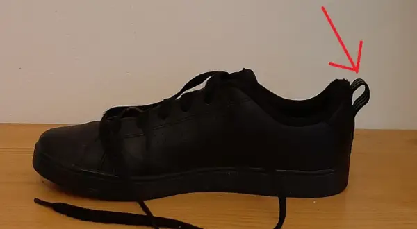 Kiedy buty są za małe? Objawy, które mogą cię zaskoczyć