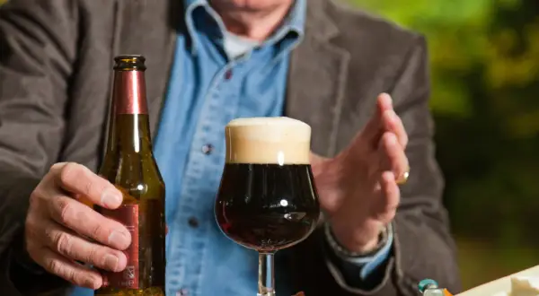 Alkohol po szczepieniu: 48h abstynencji? Dlaczego to ważne