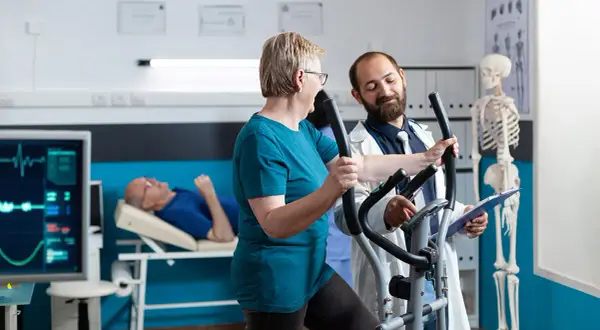 Oddział rehabilitacyjny: Co zabrać? Spakuj się bez stresu!