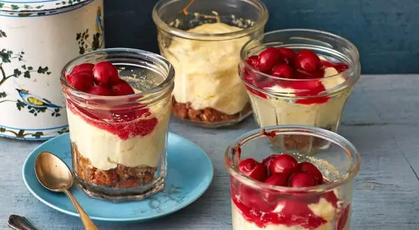 Desserts im Glas: Einfache Rezepte & Deko-Ideen für jeden Anlass