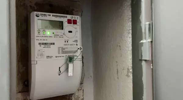 Licznik GAMA 150 typ G15. Odczyt zużycia energii elektrycznej na wyświetlaczu.