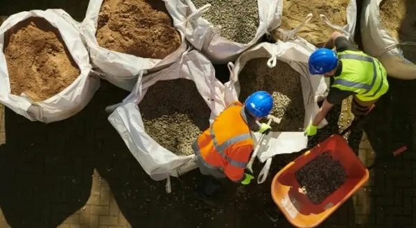 Kruszywa budowlane: Jak dobrać idealne do każdej inwestycji?