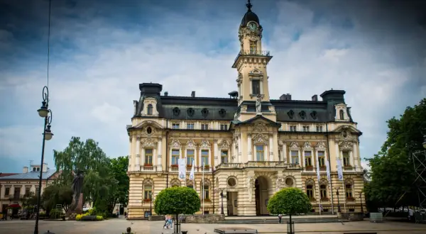 Nowy Sącz: odkryj skarby Małopolski i zaplanuj idealną podróż!