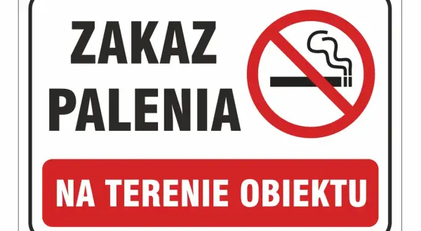 ZAKAZ PALENIA NA TERENIE OBIEKTU. Znak informuje o całkowitym zakazie palenia.