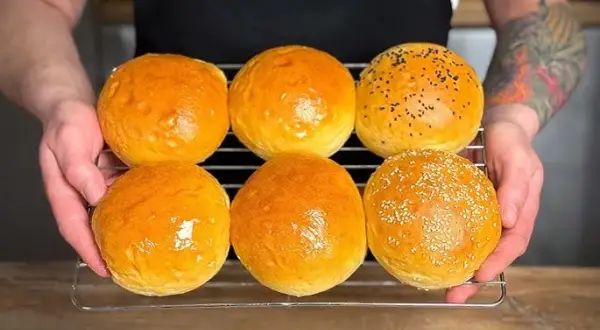 Idealne bułki do burgerów: Przepis krok po kroku, który zawsze się udaje