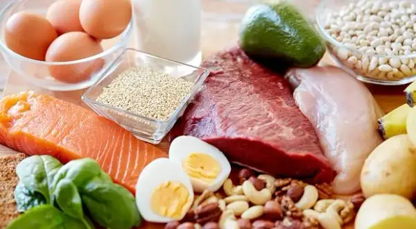 Jak obniżyć cholesterol przy niedoczynności tarczycy? Sprawdzone metody i dieta