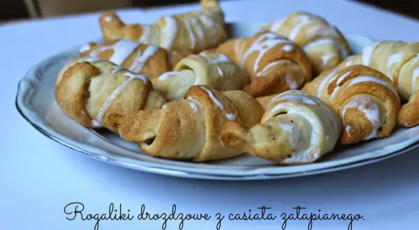 Sekret rogalików topielców: Ciasto drożdżowe w wodzie krok po kroku