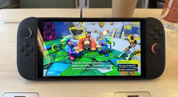 Nintendo Switch gry po polsku: Donkey Kong i jego małpi przyjaciele planują atak.
