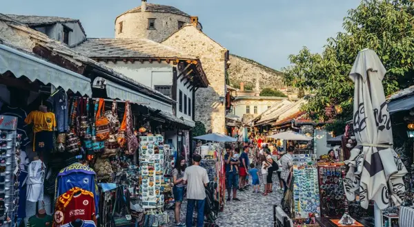 Mostar co warto kupić: najlepsze pamiątki i lokalne skarby