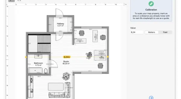 Plan mieszkania z zaznaczoną odległością 8,24m, widoczne łazienka, studio i przedpokój. Kalibracja mapy w programie.