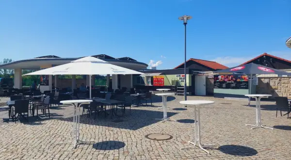 Findlingspark Nochten: Bistro "Am Fels" & Gastronomie-Tipps