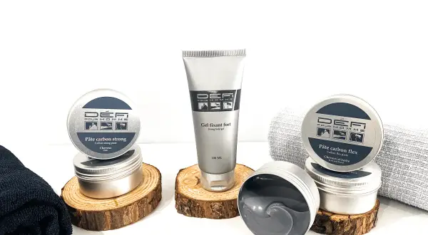 Produits coiffants pour homme : pâte et gel fixant. Attention, le danger de la poudre coiffante homme est réel si mal utilisée.