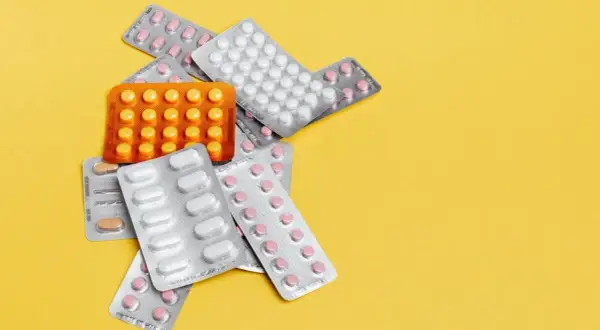 Jakie leki na wymiotowanie są skuteczne? Sprawdź najlepsze rozwiązania i porady