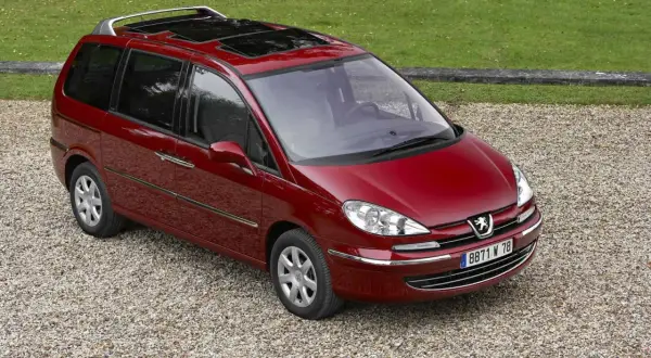 Peugeot 807 jaki silnik wybrać, aby uniknąć wysokich kosztów eksploatacji