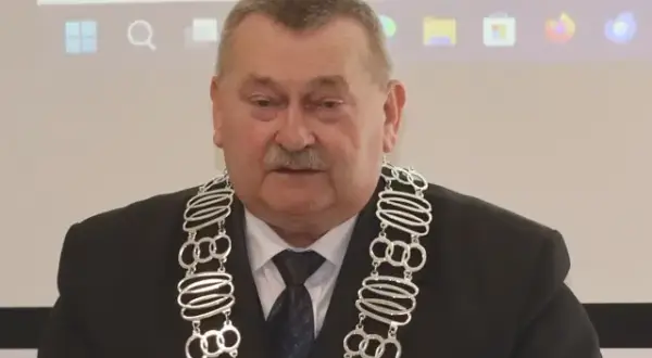 Ile zarabia przewodniczący rady osiedla? Zaskakujące różnice w wynagrodzeniach