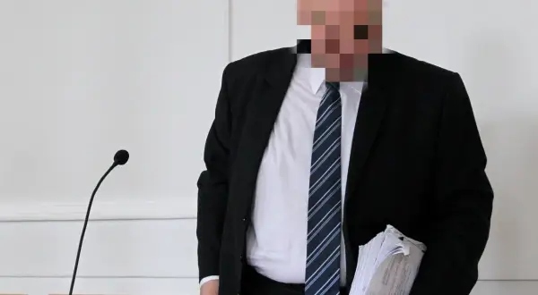 Niewykonanie wyroku sądu: Komornik, grzywny, a nawet więzienie