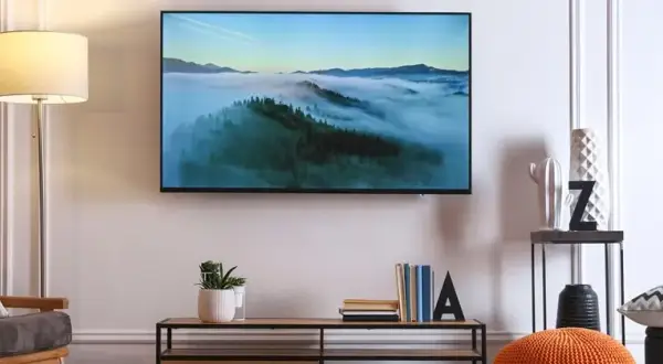 Ile prądu zużywa telewizor LCD 32 cale? Oszczędności i porównania