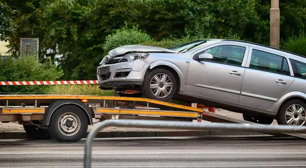 Odziedziczyłeś auto? Przerejestruj i uniknij kar do 1000 zł!