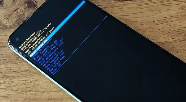 Czarny ekran w telefonie: co robić? Diagnoza, naprawa, odzyskanie danych