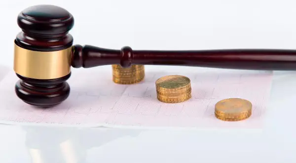 Jakie dochody uprawniają do adwokata z urzędu w Polsce? Sprawdź!
