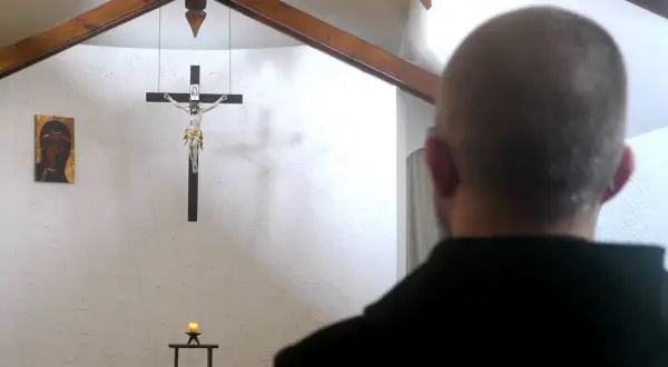 Jak się modlić modlitwą jezusową i odnaleźć spokój ducha