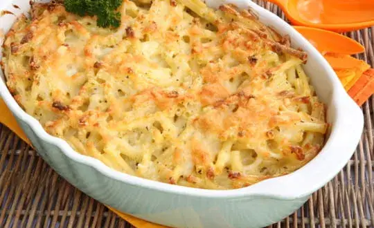 Gratin de pâtes parfait : La recette ultime pour un plat fondant et croustillant