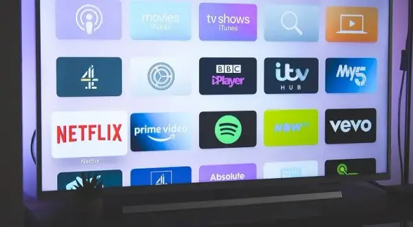 Jak podłączyć stary telewizor do internetu? Zrób Smart TV w 5 min!