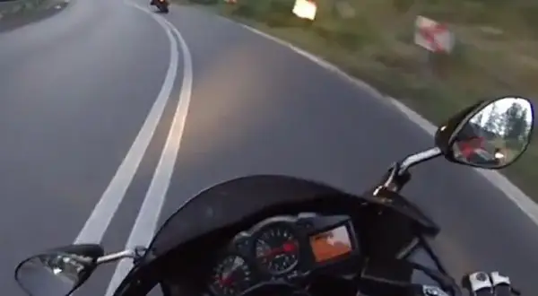 Łódzkie na motocyklu: 5 tras, które musisz przejechać!
