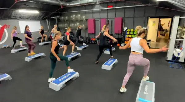 Gdzie trenować crossfit we Wrocławiu? Najlepsze miejsca i oferty