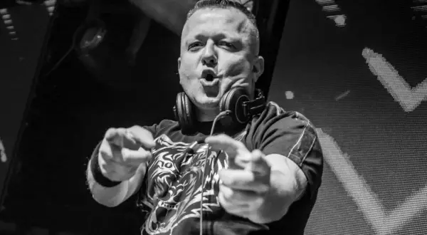 Ile bierze DJ Hazel za występ? Sprawdź ceny i warunki wynajmu